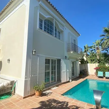 Villa Large Villa, Direct Access To Golden Mile Beaches *