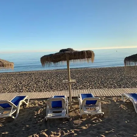 Large Villa, Direct Access To Golden Mile Beaches Villa